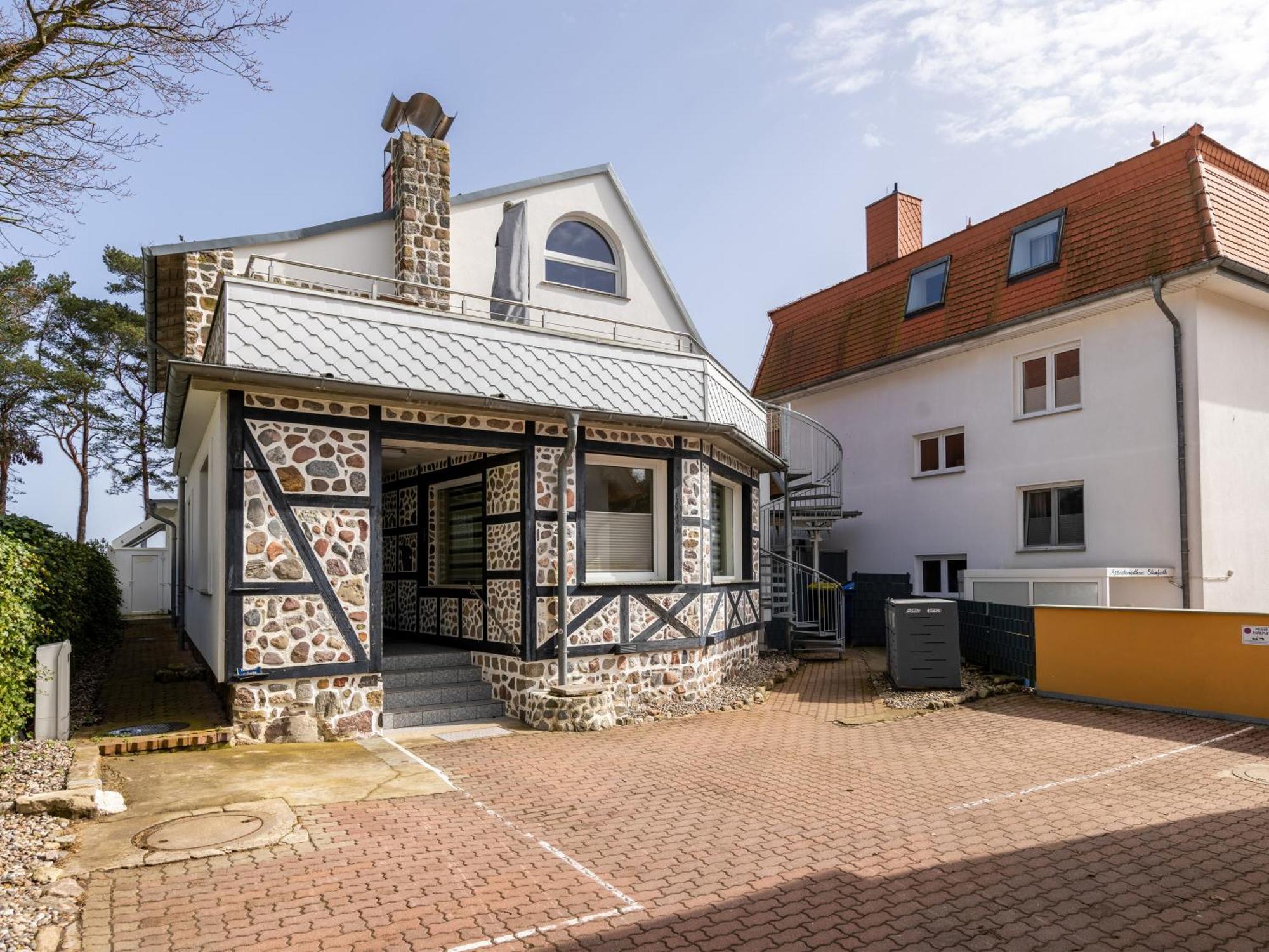 Ferienwohnung Strandlaeufer In Der Residenz Clara Sophia Binz Eksteriør bilde